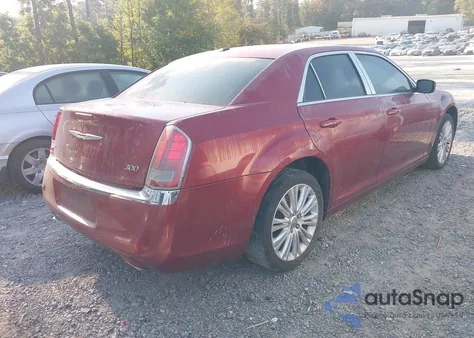 2014 Chrysler 300 из США, поврежденный, VIN 2C3CCARG2EH255833